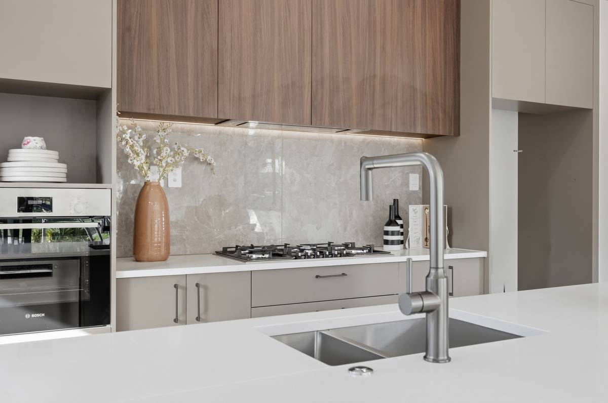 Kitchen Stone benchtop, natural light